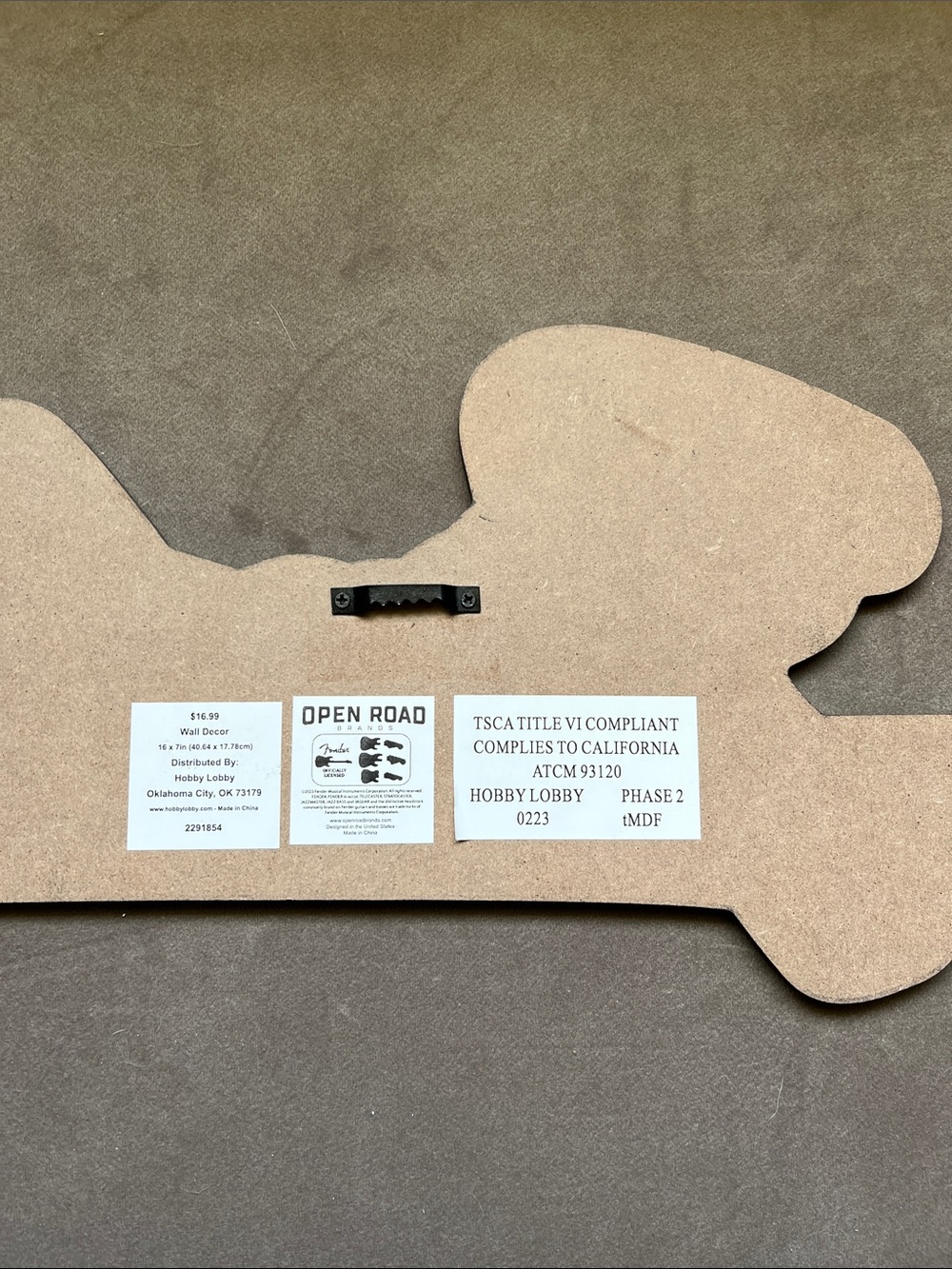 Fender Script Wall Plaque - Picture 2 of 4
